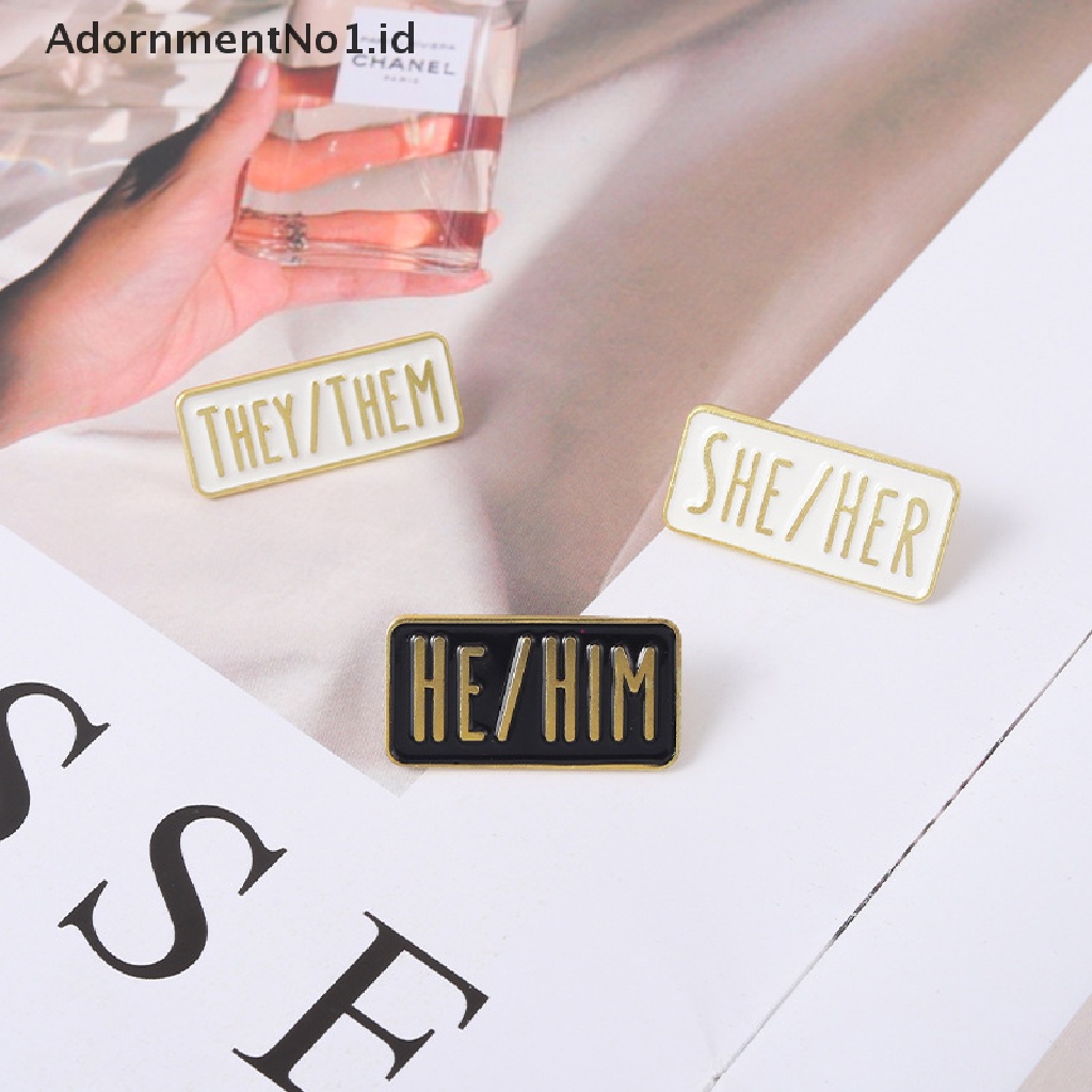 [AdornmentNo1] Kreatif Sederhana Pronouns Enamel Pin Hitam Putih SHE/HER Bros Kerah Pin Lencana Lucu Perhiasan Hadiah Untuk Teman [ID]