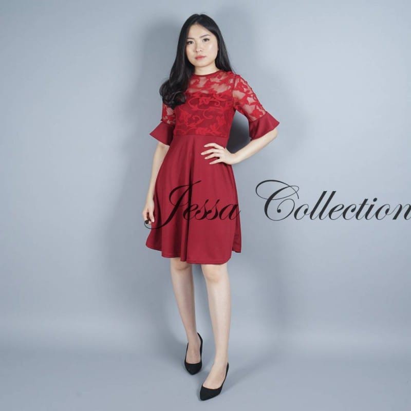 Farata Lace Dress (Second tapi masih bagus banget, hanya dipakai 1x)