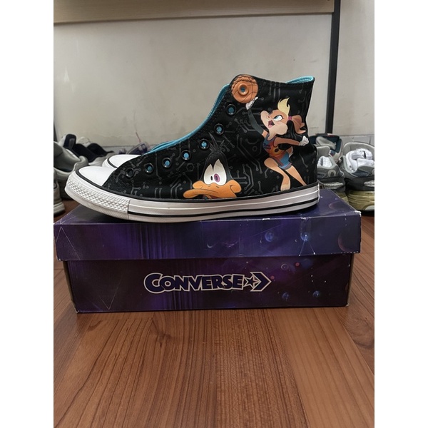 Converse Space Jam