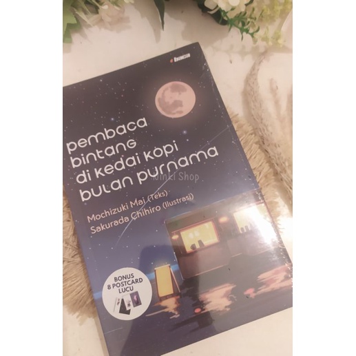 Pembaca Bintang di Kedai Kopi Bulan Purnama (DISKON)