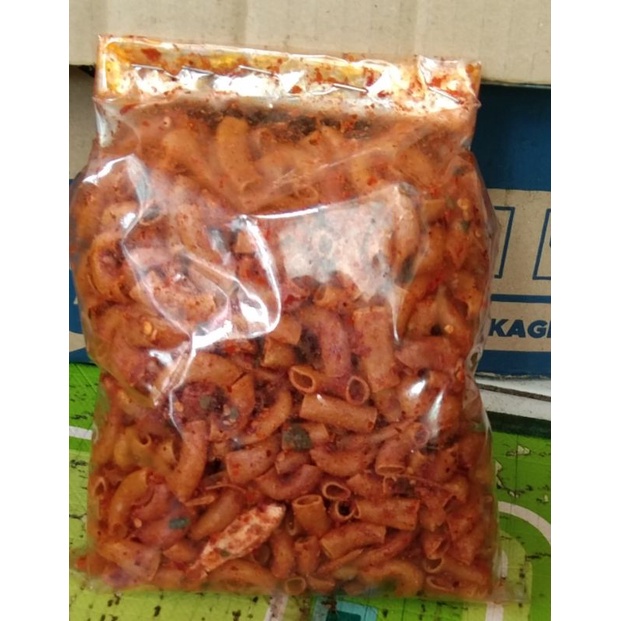 

makaroni pedas gurih daun jeruk