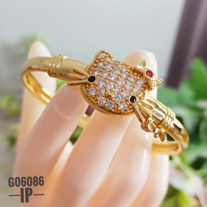 Gelang Yaxiya Hello Kitty Zircon G06086