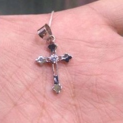Pendant Cross Christ Gold UBS Liontin Salib Emas 750