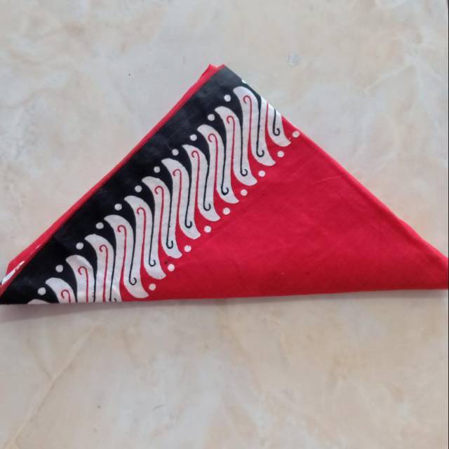 SALE Udeng Banyuwangi Warna Merah - Udeng Segitiga Banyuwangi