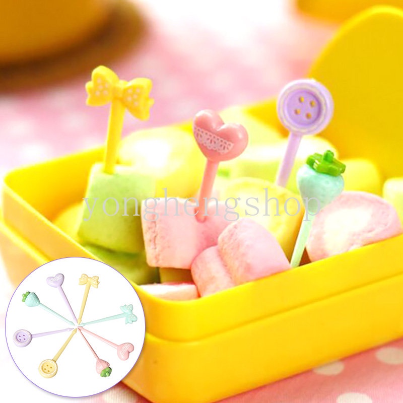 8pcs / set Garpu Buah / Dessert / Snack / Bento Mini Reusable Bentuk Strawberry Untuk Pesta