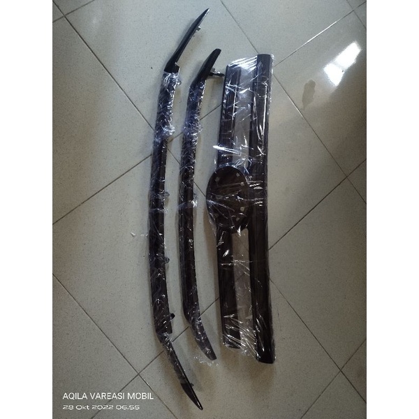 ram grill bemper depan mobil toyata rush original