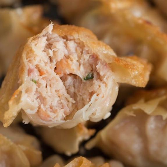 

Terbaru✔️-ORIGINAL MANDU / DUMPLING (FROZEN)