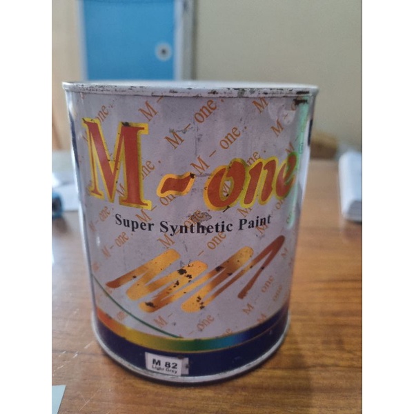 

Cat kayu dan besi M-one warna light grey