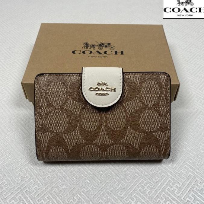 DOMPET COACH WALLET MEDIUM CORNER WALLET IN SIGNATURE CANVAS 0082 WHIT
