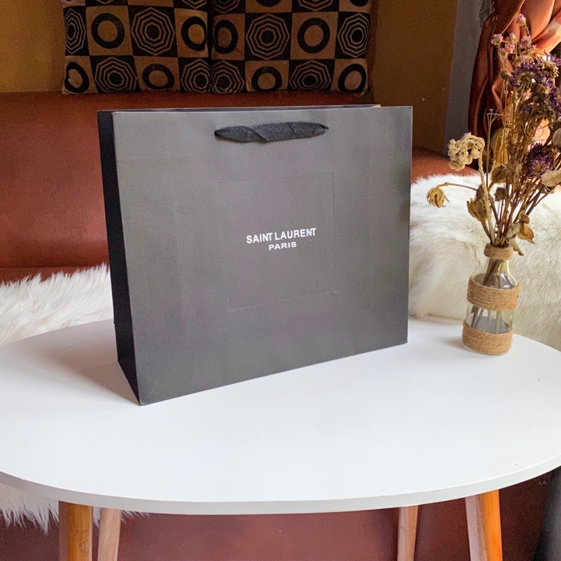 

Paper Bag YSL HQ Hitam Pembungkus Kado Tas Brand YvesSaintLaurent