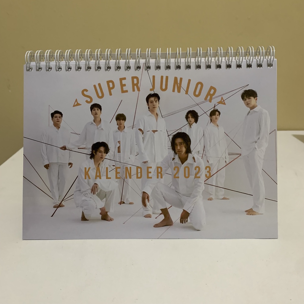 

Kalender Super Junior 2023 - Gratis Photocard Super Junior