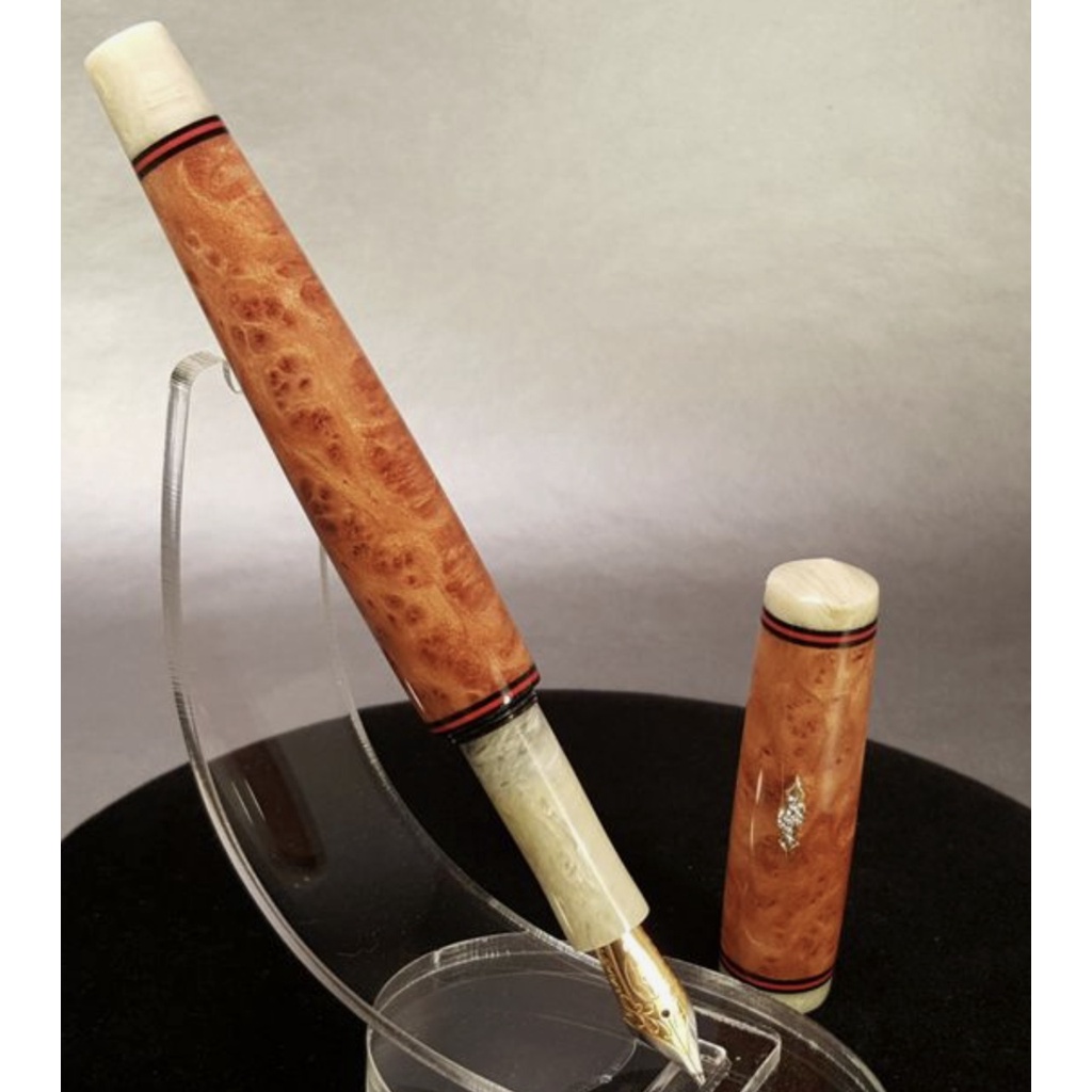 

Pulpen Premium Top 100 - 600