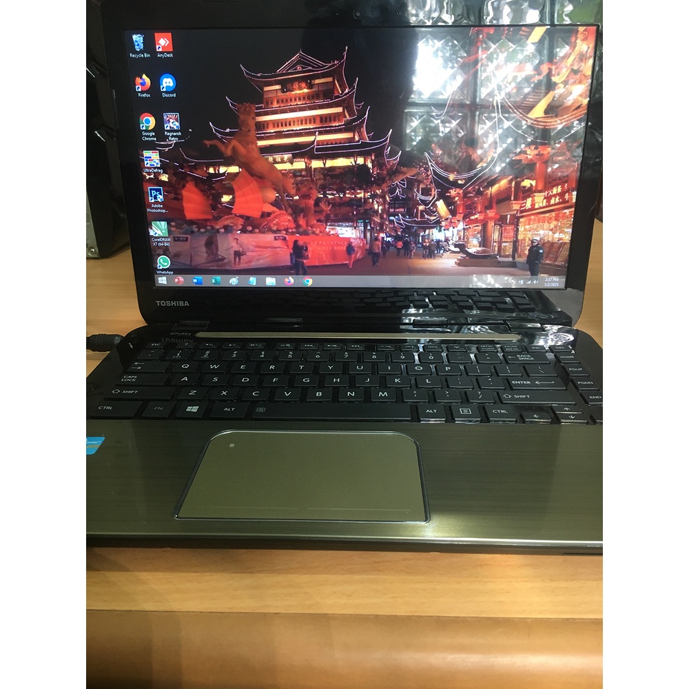 Laptop Toshiba Satellite L40A Core i5 Gold