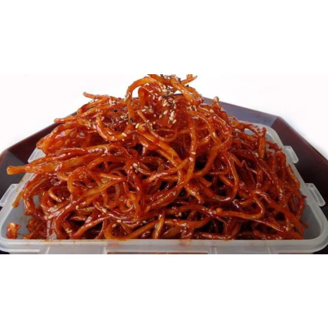 

OJINGEOCHAE MUCHIM 100G / KIMCHI CUMI KERING / BANCHAN SIDEDISH KOREA