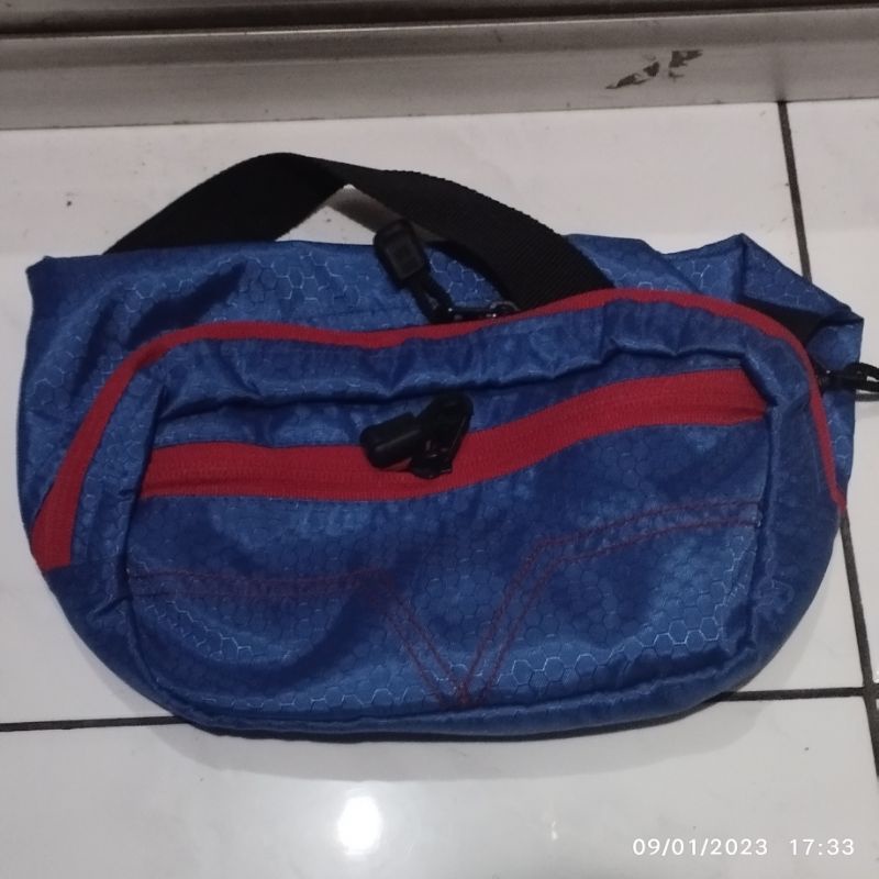 Tas Selempang TNF Waist Bag The North Face