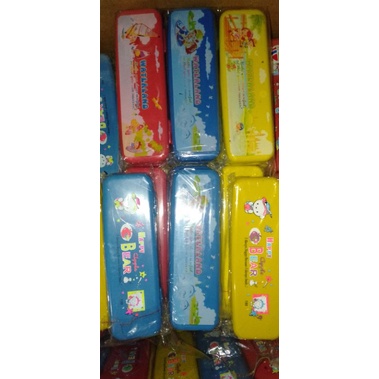 

tempat pensil motif kartun