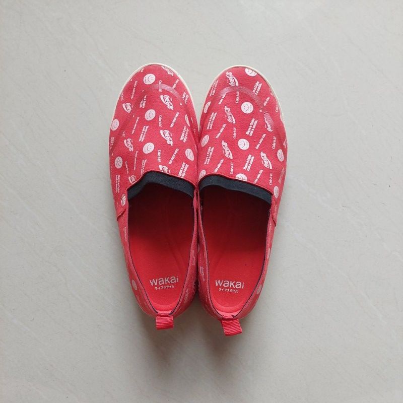 Sepatu Wakai Coca Cola edition