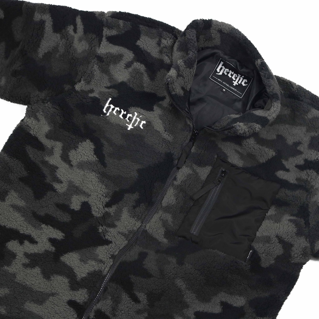 Heretic - Sherpa Jacket - Camo Pentagram