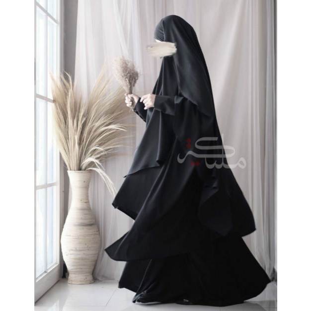 ARABIAN SET BY MALIKAH