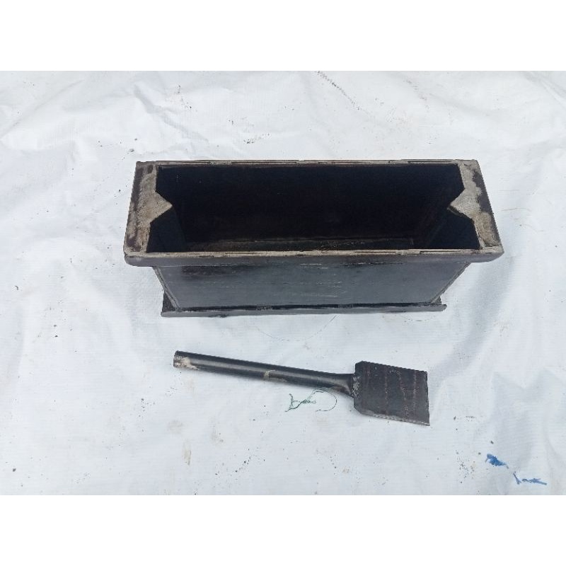 cetakan batako 30x15x8 model paten/langsungan