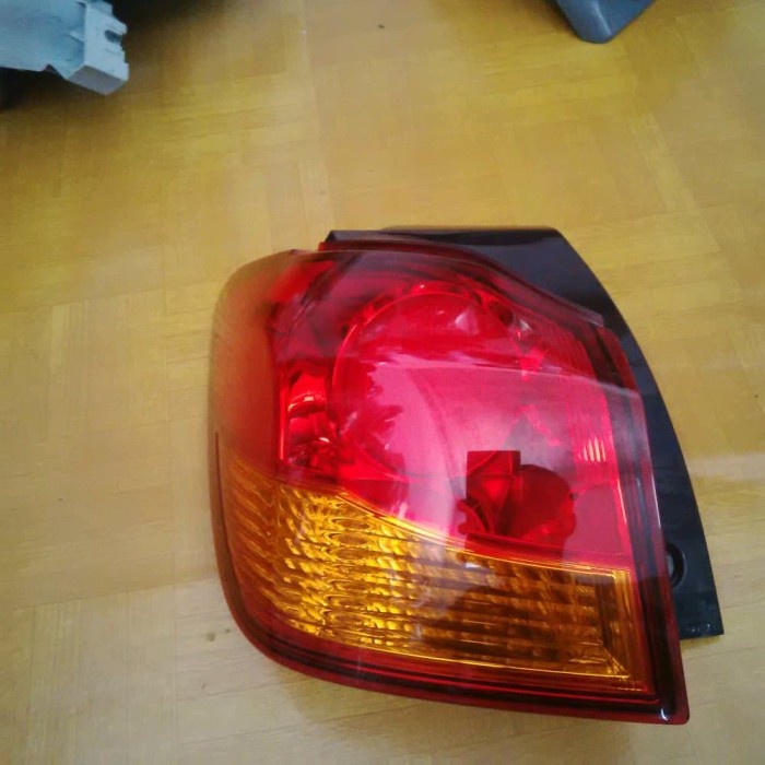 {BEKAS} Stoplamp Outlander Sport Diskon