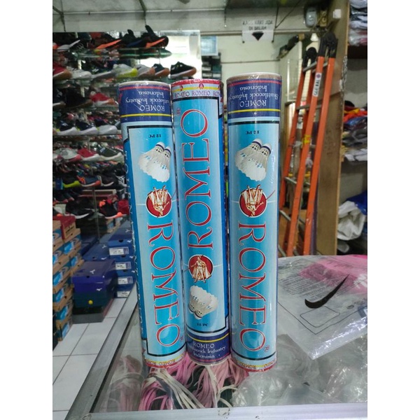 SHUTTLECOCK ROMEO BIRU ORIGINAL