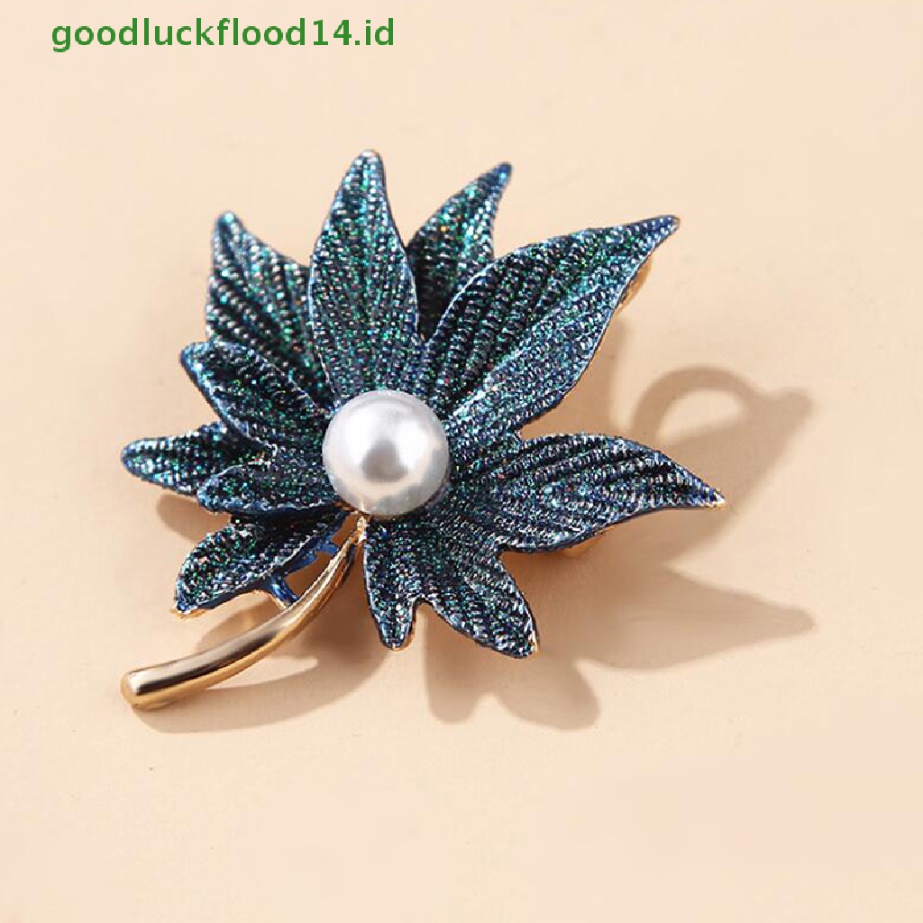 [GOOGFOUR] Mode Double-layer Maple Leaves Bros Mutiara Syal Topi Pin Pernyataan Perhiasan [TOP]