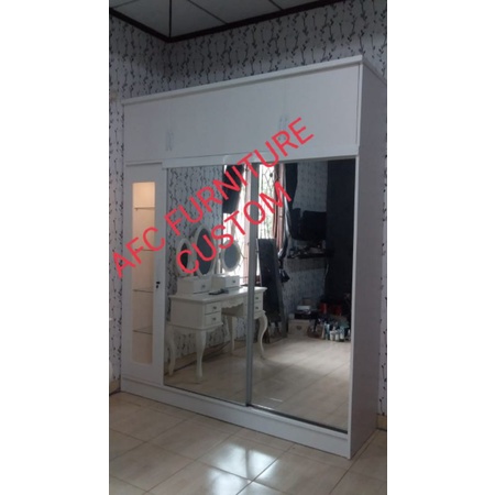 LEMARI PAKAIAN SLEDING/SLIDING 2 PINTU FULL CERMIN+LEMARI KACA PAJANGAN TAS CANTIK SERBAGUNA FREE ON