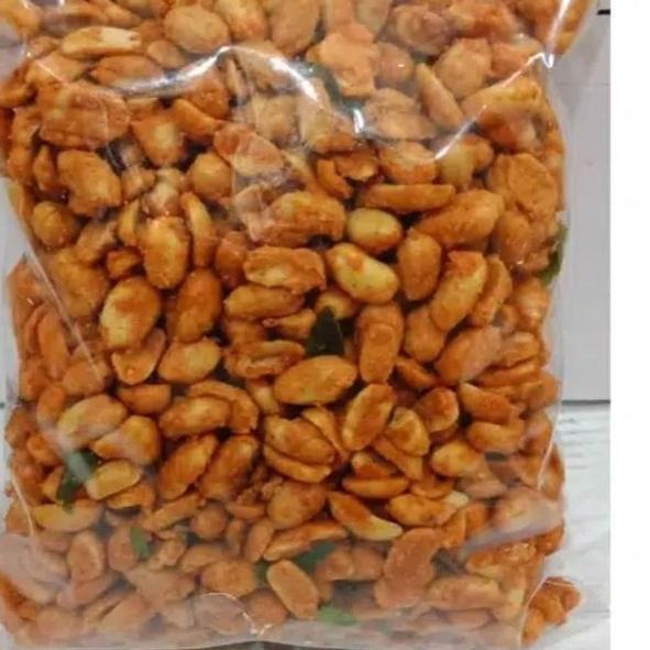 

Terbaru[TD4]-500 gram kacang thailand/ pedes daun jeruk