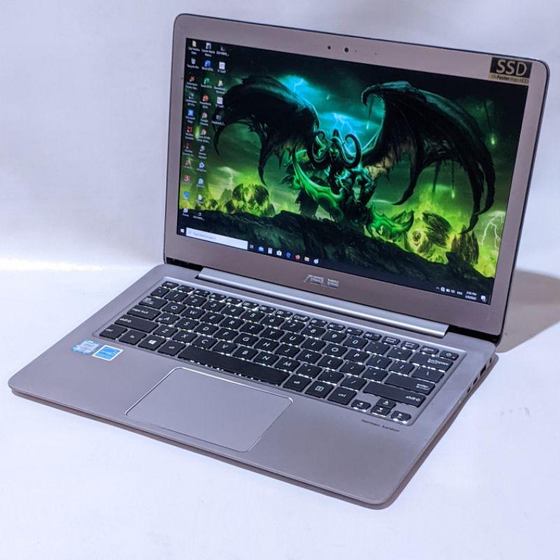 laptop Ultrabook super tipis asus ZenBook ux330ua - Core i7 Gen6 - ram 8gb - Ssd 512gb - Resolusi layar 3K