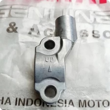 DUDUKAN SPION KANAN YAMAHA