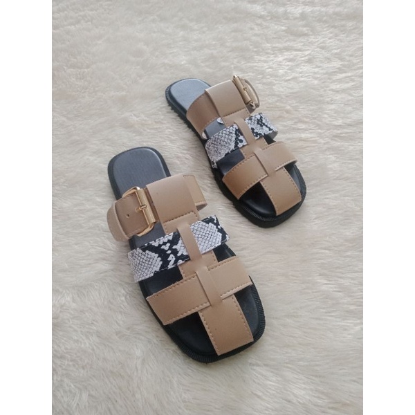 SB - BREZY SANDAL TALI KREM