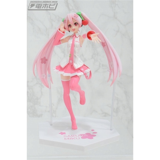 SEGA Hatsune Miku figure Sakura Miku Ver 3