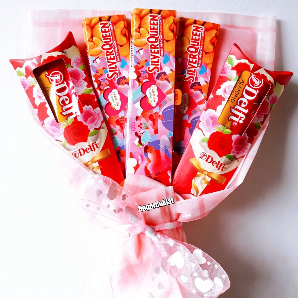 

Buket Valentine Mix Coklat Silverqueen Delfi