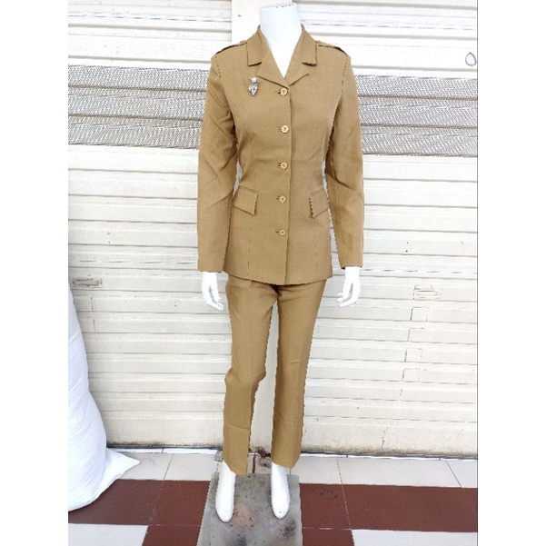 Pemda muda celana 716