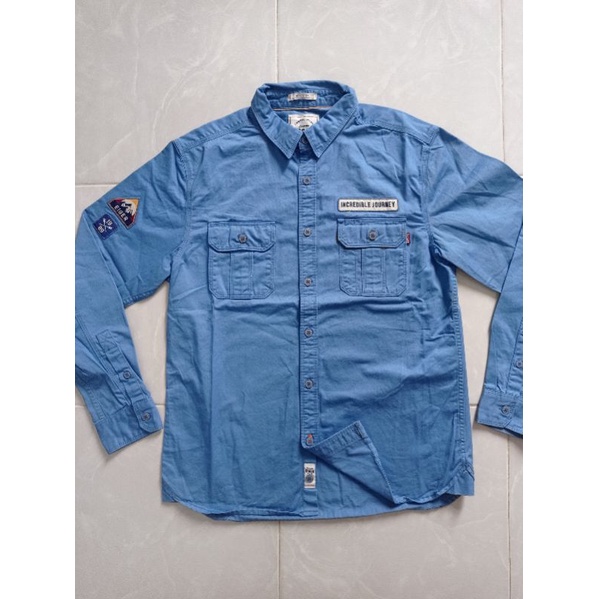 Kemeja EigerIncredible Journey