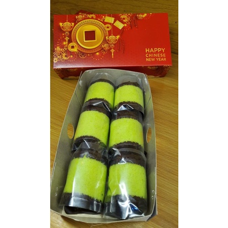 

Hampers imlek roll pisang isi 6