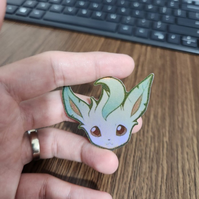 

Sticker Hologram Anime - PSH1401 - Pokemon - Leafeon