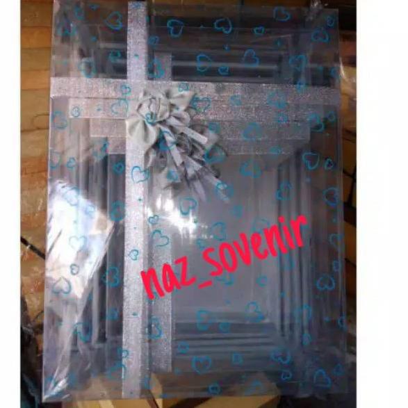 

Pencarian Terbaru Kotak seserahan mika pita isi 4