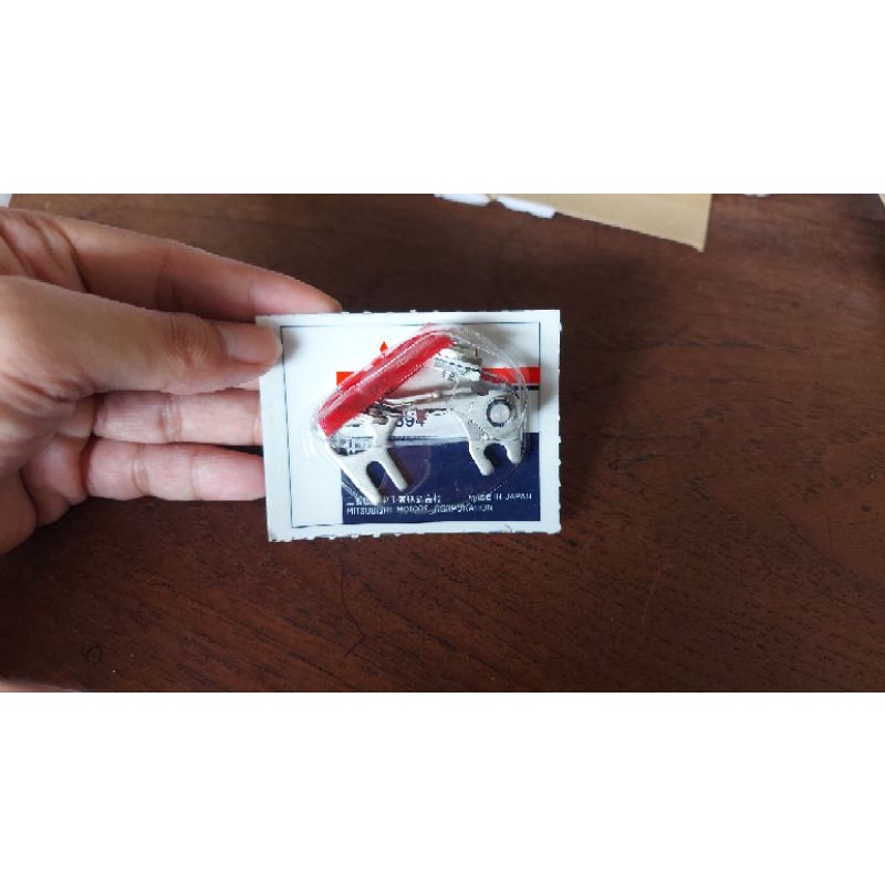 Platina L300 Ori Mitsubishi MD607394