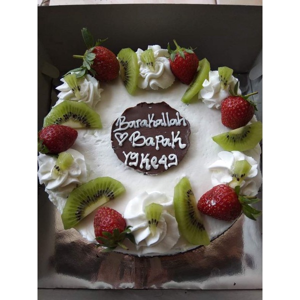 

Brownies Mix Fruits Buttercream Milk/Cake Cirebon