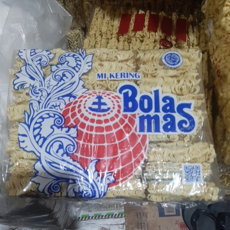 

MIE KERING BOLA MAS