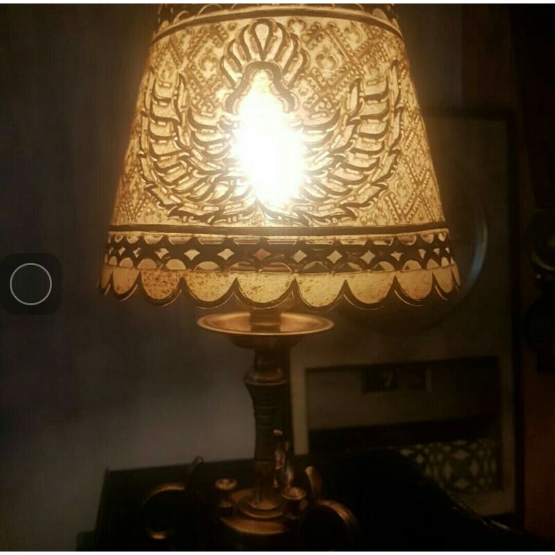 Lampu Jadul Kuningan