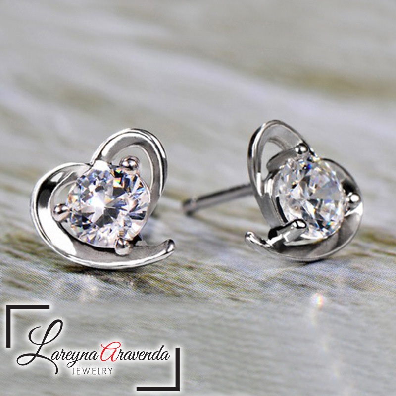 Anting Wanita Silver S925 Model Love Kristal Crystal Anti Karat Non Alergi AT017