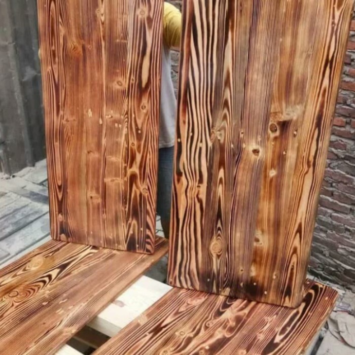 

Papan Jalan Papan Atau Ambalan Kayu Jati Belanda Motif Bakar 120 X 60 X 2 Cm