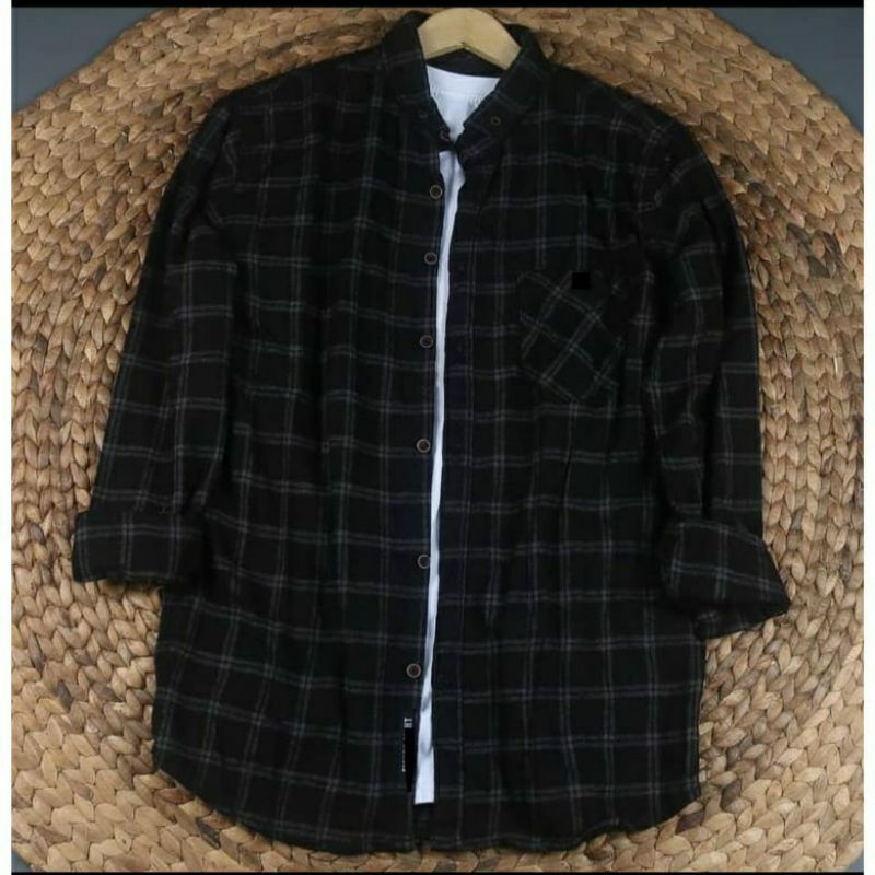 Kemeja Flanel Pria Lengan Panjang Motif Kotak Kotak Kwalitas Premium Flanel Terbaru 2022 pria lengan panjang distro kasual santai casual katun kerja kantor putih merah marun hitam premium pria cowok laki laki wanita cewek perempuan terlaris murah viral-FL C