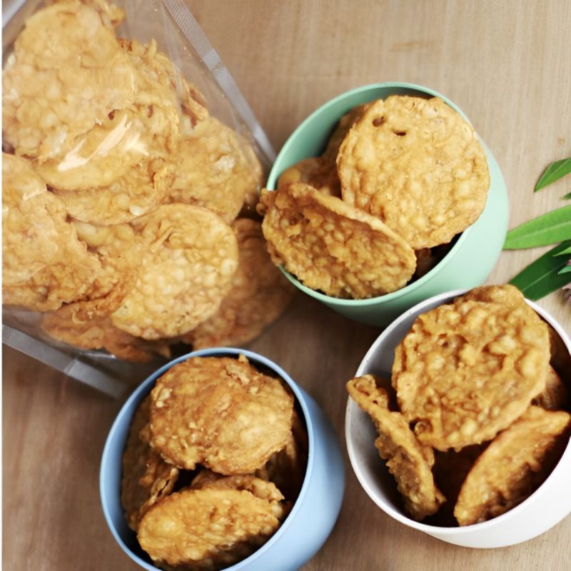 

KERIPIK TEMPE BANDUNG Pedas Manis Kiloan
