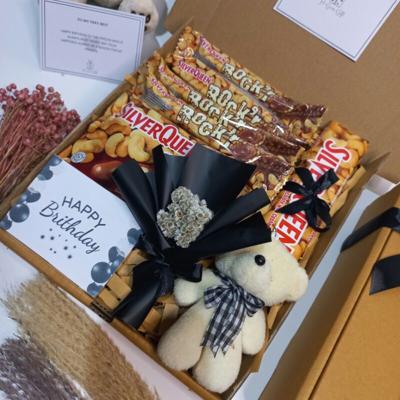 

[H-Gem] HAMPERS SNACK BOX GIFT BOX CEWEK COWOK KADO ULANG TAHUN HADIAH WISUDA ANNYVERSARY