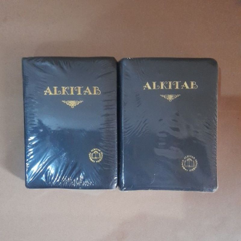 Alkitab Kecil TB 042 TI Saku Ukuran 10 x 13