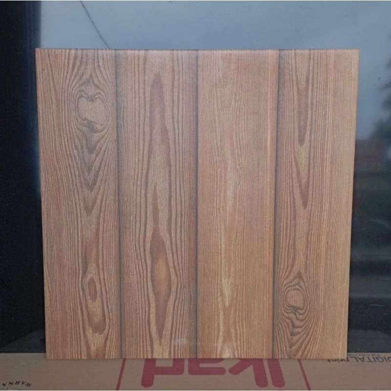 {ONGKIR DILUAR APLIKASI} Keramik Lantai Kasar Motif Kayu 40x40 PARANA BROWN Mulia